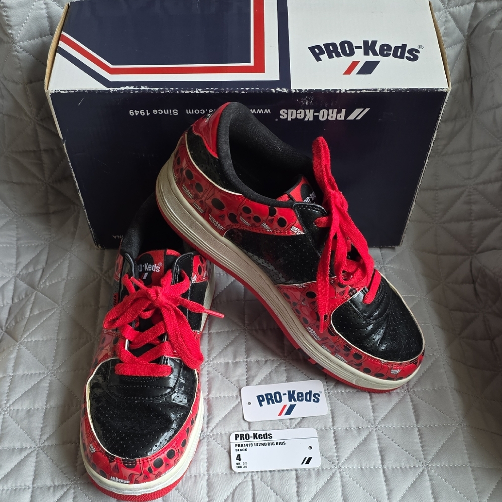Pro-Keds Kids Black & Red Low-Top Sneakers